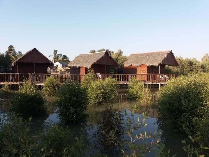 Hotel La Capannina Chez Lea Morondava Exteriér fotografie