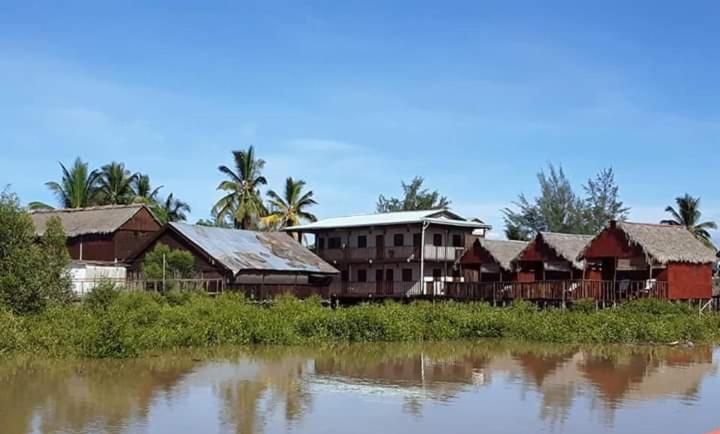 Hotel La Capannina Chez Lea Morondava Exteriér fotografie